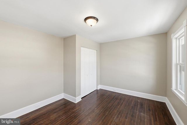 202 READING AVE, Barrington, NJ 08007