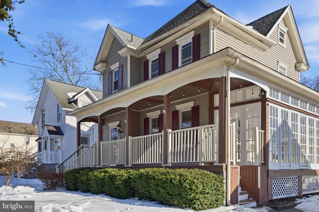 202 READING AVE, Barrington, NJ 08007