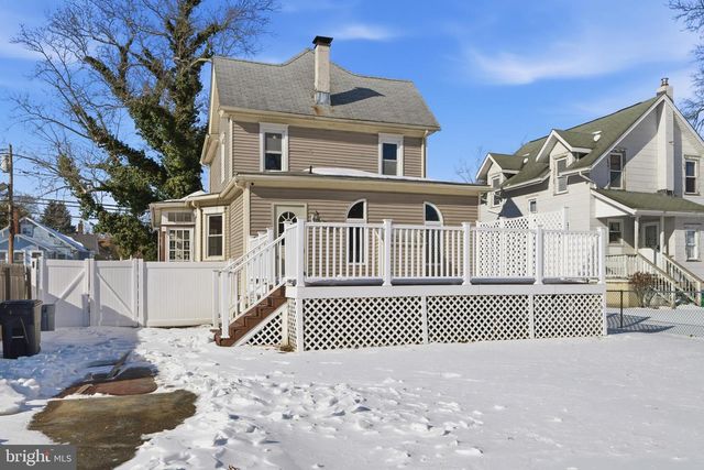 202 READING AVE, Barrington, NJ 08007