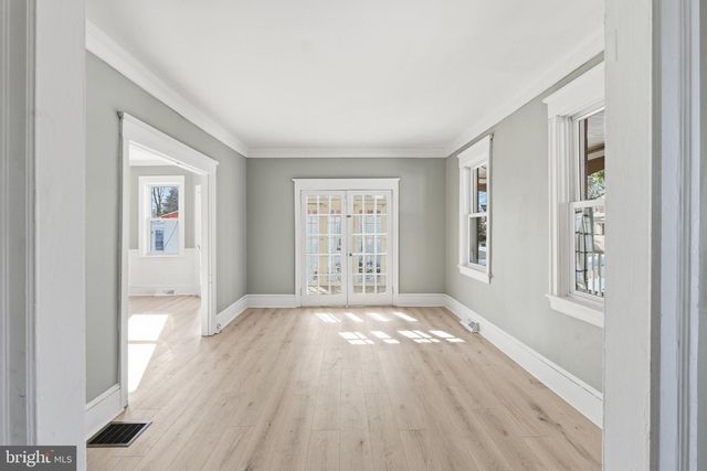 202 READING AVE, Barrington, NJ 08007