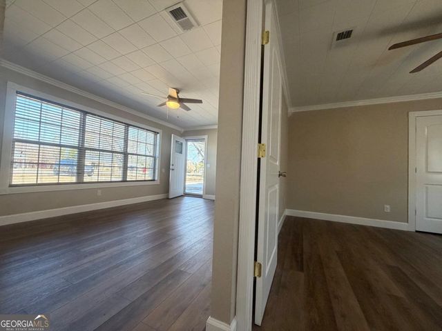 45 Kersey Street, Hazlehurst, GA 31539