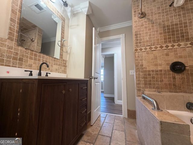 45 Kersey Street, Hazlehurst, GA 31539