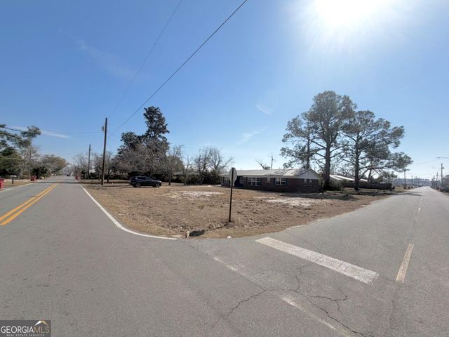 45 Kersey Street, Hazlehurst, GA 31539