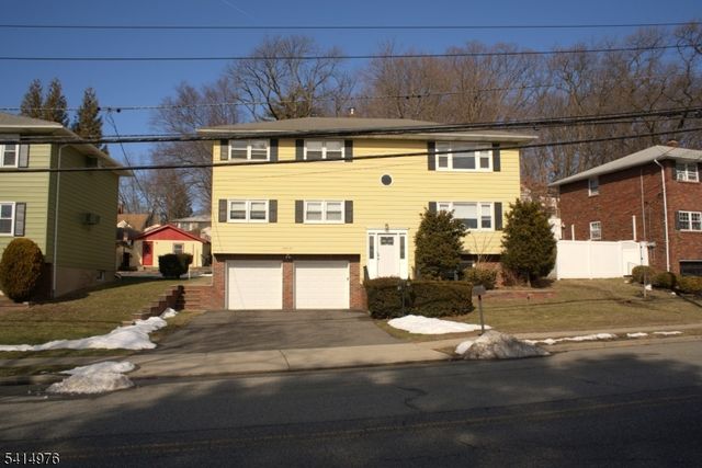 85 Rock Rd, Hawthorne Boro, NJ 07506