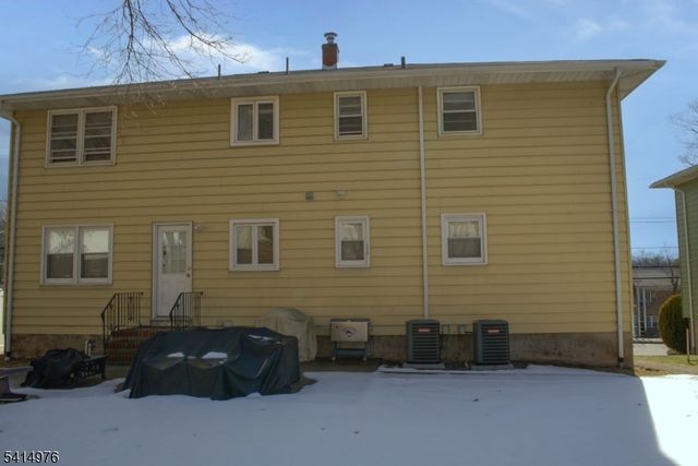 85 Rock Rd, Hawthorne Boro, NJ 07506