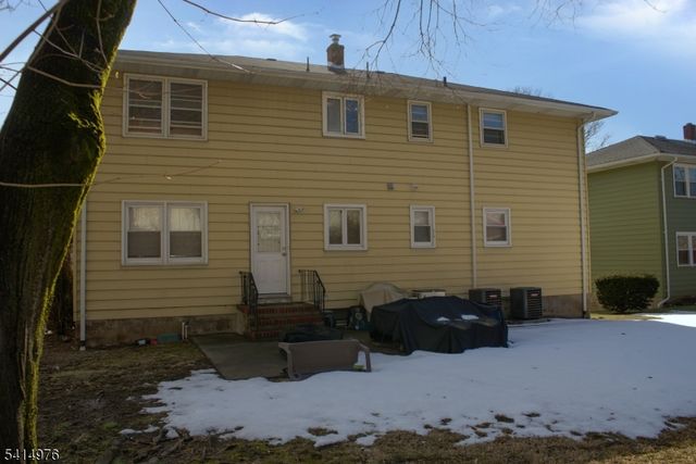 85 Rock Rd, Hawthorne Boro, NJ 07506