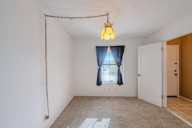 849 Nicklaus Drive SE, Rio Rancho, NM 87124