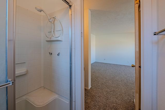 849 Nicklaus Drive SE, Rio Rancho, NM 87124