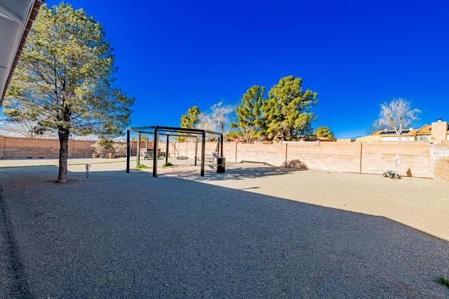 849 Nicklaus Drive SE, Rio Rancho, NM 87124