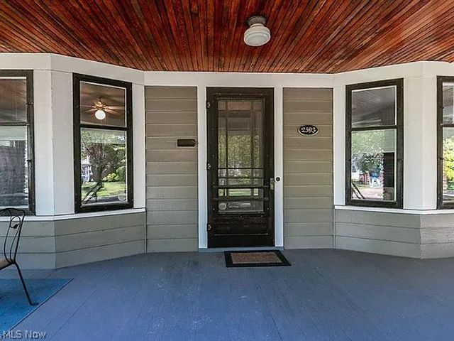 2593 Canterbury Road, Cleveland Heights, OH 44118