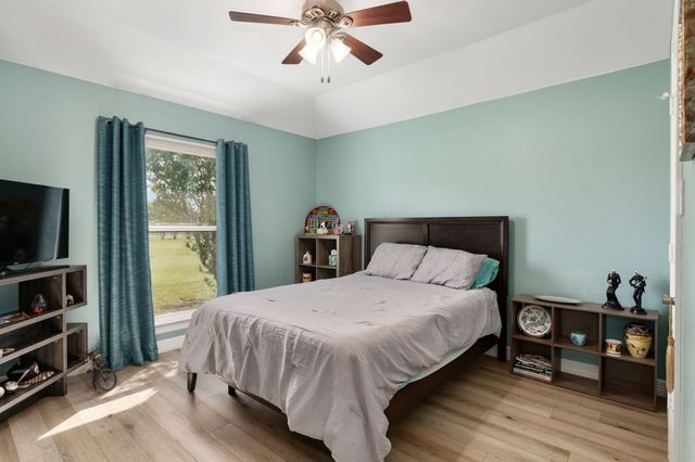 10832 Ridge Country Road, Haslet, TX 76052