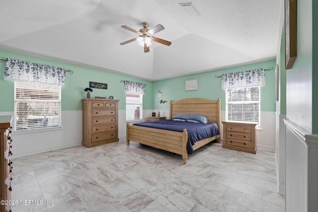 44808 GREEN MEADOWS Lane, Callahan, FL 32011