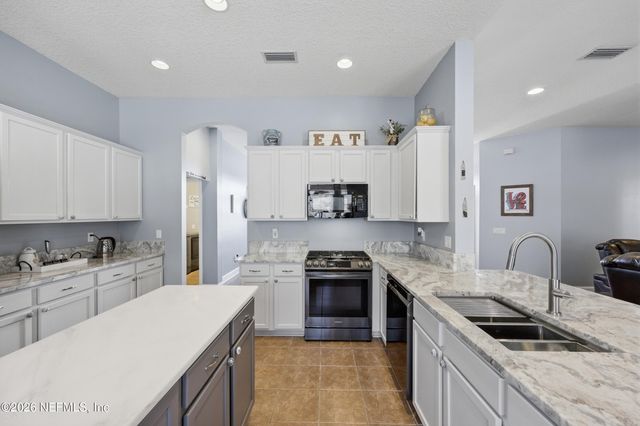 44808 GREEN MEADOWS Lane, Callahan, FL 32011