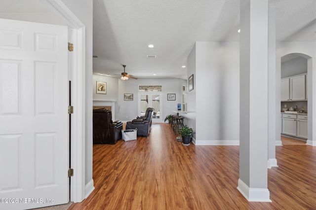 44808 GREEN MEADOWS Lane, Callahan, FL 32011