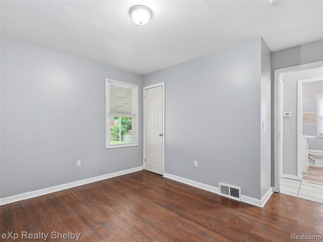 16476 Rossini Drive, Detroit, MI 48205