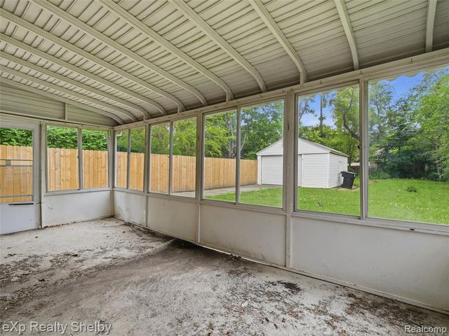 16476 Rossini Drive, Detroit, MI 48205