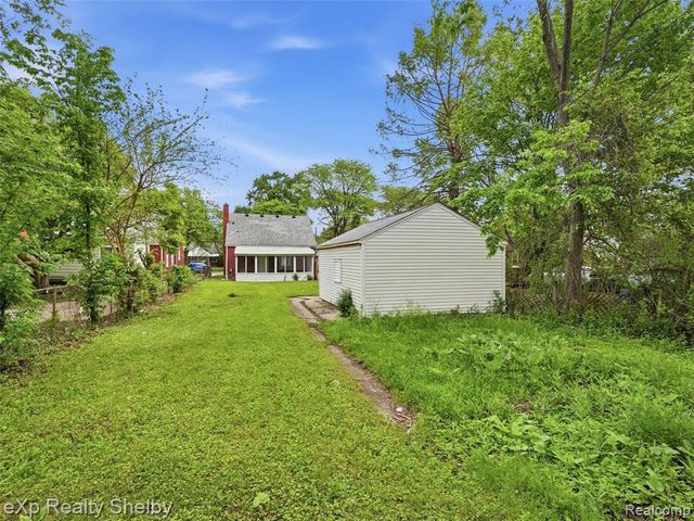 16476 Rossini Drive, Detroit, MI 48205