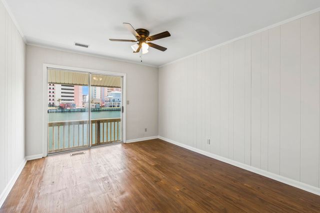 300 35th Ave. N, North Myrtle Beach, SC 29582
