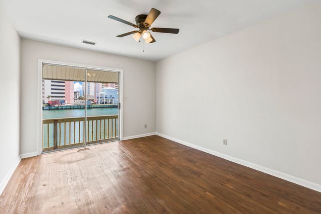 300 35th Ave. N, North Myrtle Beach, SC 29582