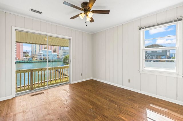 300 35th Ave. N, North Myrtle Beach, SC 29582