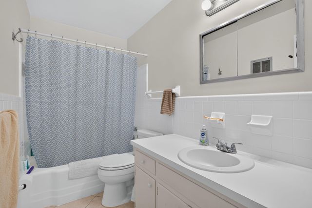 2607 NE 30TH Street, Fort Lauderdale, FL 33306