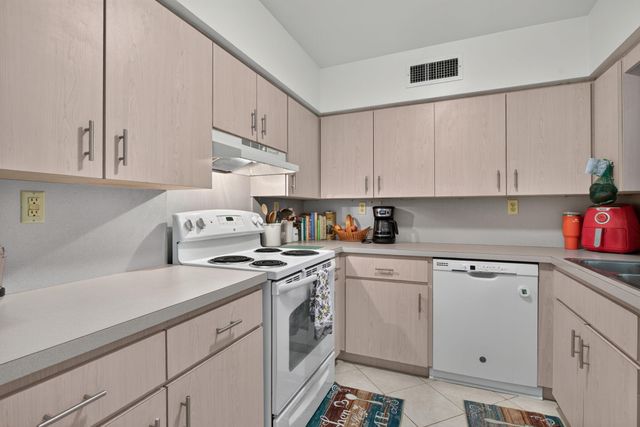 2607 NE 30TH Street, Fort Lauderdale, FL 33306