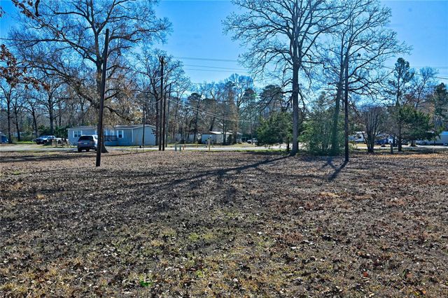 236 Chris Brent Drive, Livingston, TX 77351