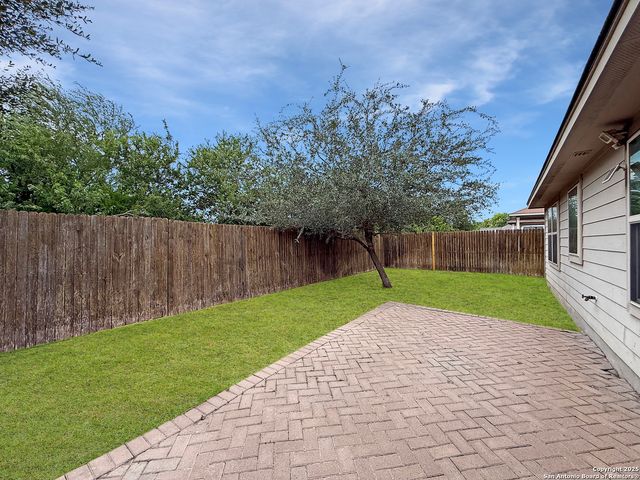 4096 Cherry Tree, Schertz, TX 78108