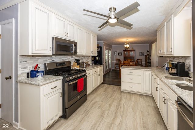 1244 Apple Street, Greenfield, IN 46140