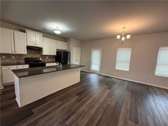 4299 Traipse Path, Ellenwood, GA 30294