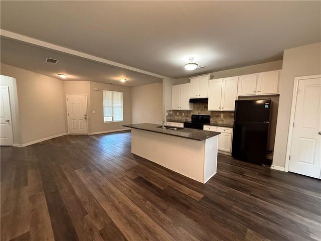 4299 Traipse Path, Ellenwood, GA 30294