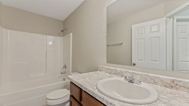 1209 Willow Oak Street, Elkins, AR 72727