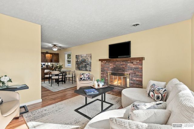 3329 S 78th Street, Omaha, NE 68124