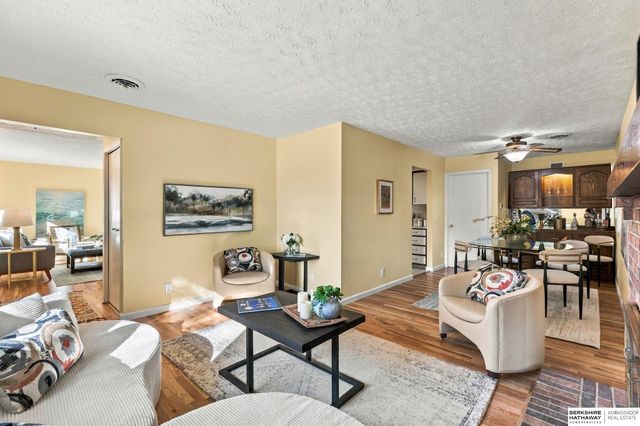 3329 S 78th Street, Omaha, NE 68124