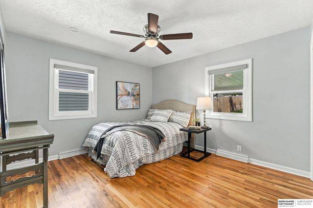 3329 S 78th Street, Omaha, NE 68124