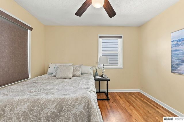 3329 S 78th Street, Omaha, NE 68124