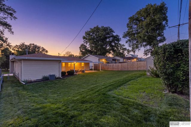 3329 S 78th Street, Omaha, NE 68124