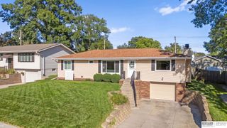 3329 S 78th Street, Omaha, NE 68124