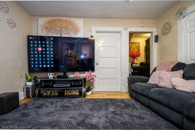 117 Central Ave, West Caldwell Twp., NJ 07006