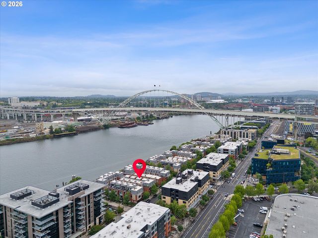 1728 Nw RIVERSCAPE St, Portland, OR 97209