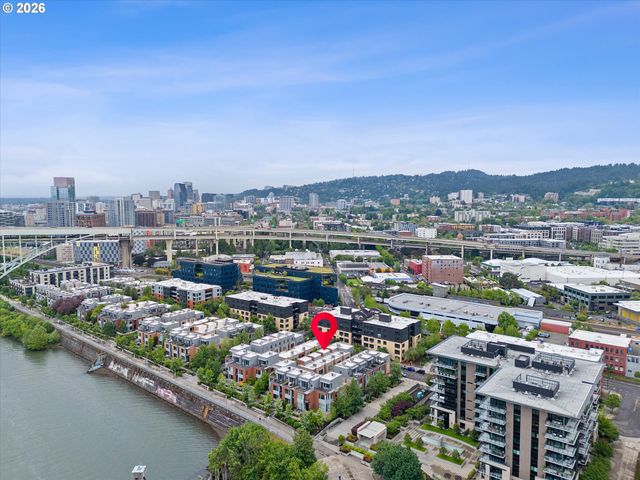 1728 Nw RIVERSCAPE St, Portland, OR 97209
