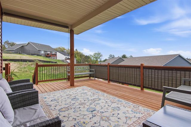 6401 Aspen Ridge Drive, Eau Claire, WI 54703