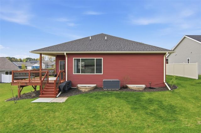 6401 Aspen Ridge Drive, Eau Claire, WI 54703