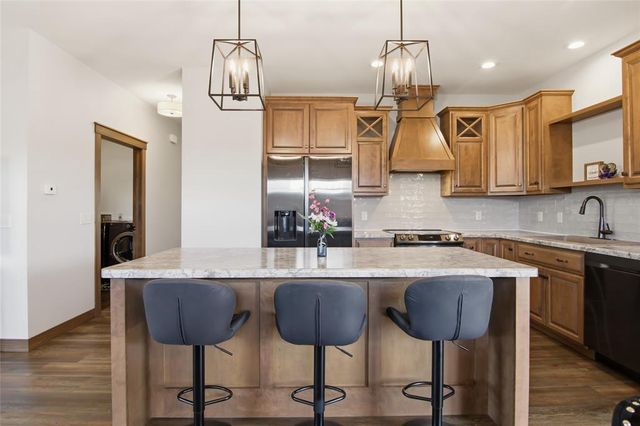 6401 Aspen Ridge Drive, Eau Claire, WI 54703