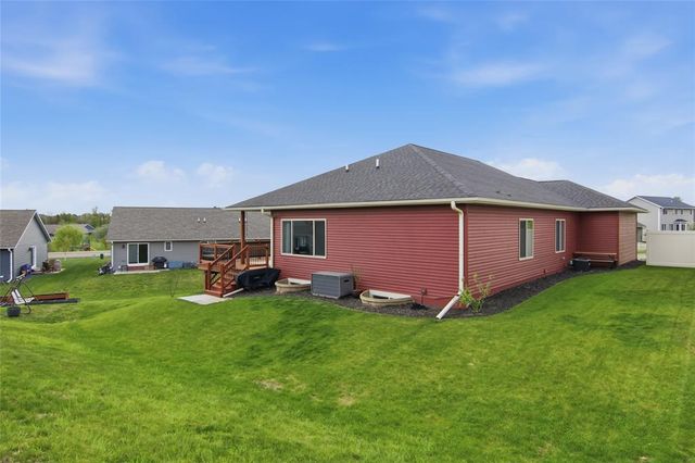 6401 Aspen Ridge Drive, Eau Claire, WI 54703