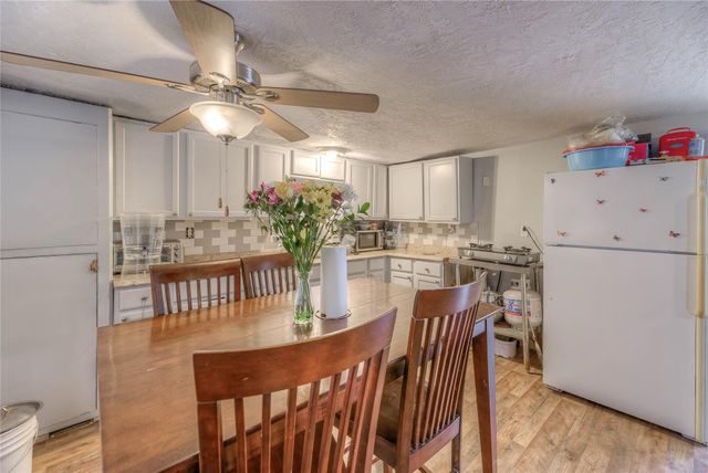713 Garrett Road, Livingston, TX 77351