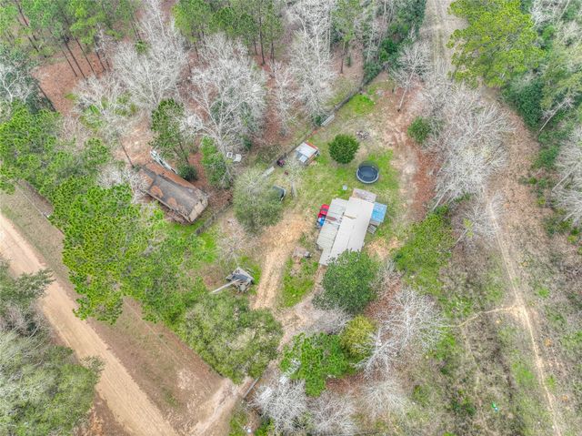 713 Garrett Road, Livingston, TX 77351