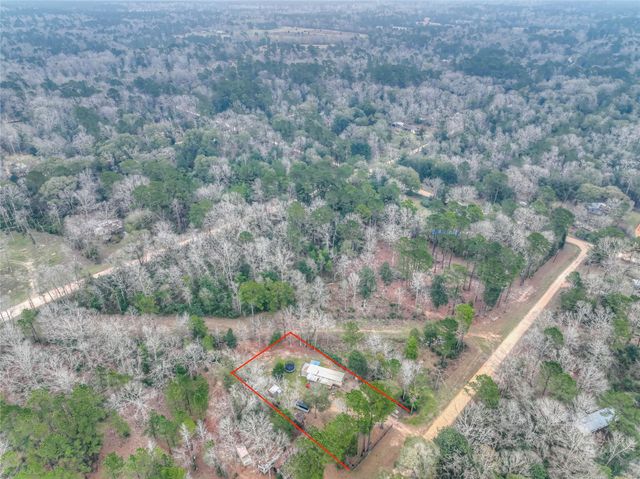 713 Garrett Road, Livingston, TX 77351