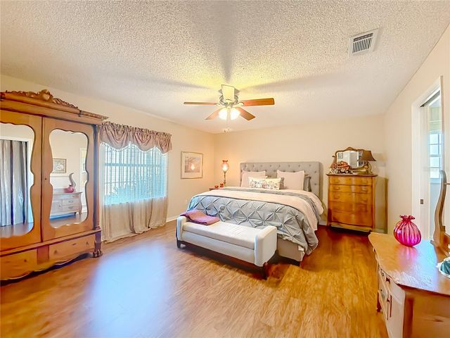 331 SE HIGHWAY 42, Summerfield, FL 34491