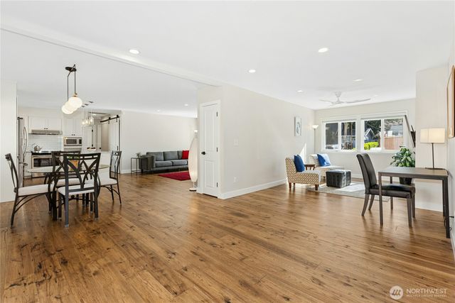 2011 145th Avenue SE, Bellevue, WA 98007